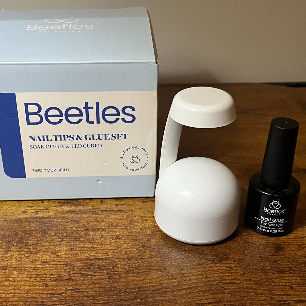 Beetles Nail Tips and Glue Set with Mini UV Lamp for Fast Drying, USB Charger - Picture 4 of 7